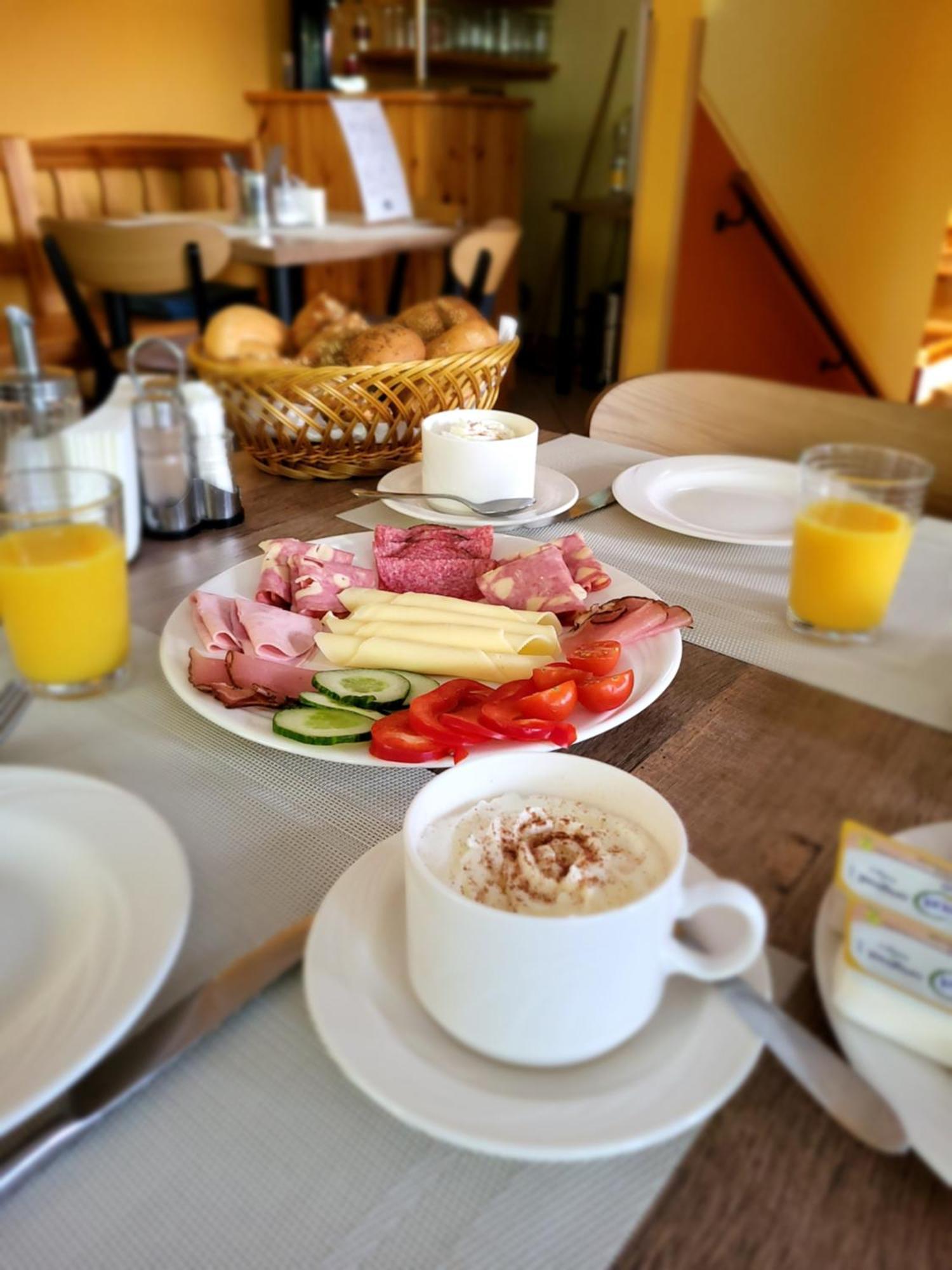 Hotel Alpin Мурау Экстерьер фото